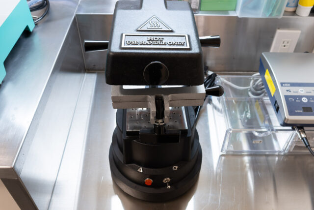 バキュームフォーマー